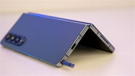 S­ ­P­e­n­,­ ­G­a­l­a­x­y­ ­Z­ ­F­o­l­d­ ­6­’­d­a­ ­k­e­n­d­i­n­e­ ­y­e­r­ ­b­u­l­a­b­i­l­i­r­